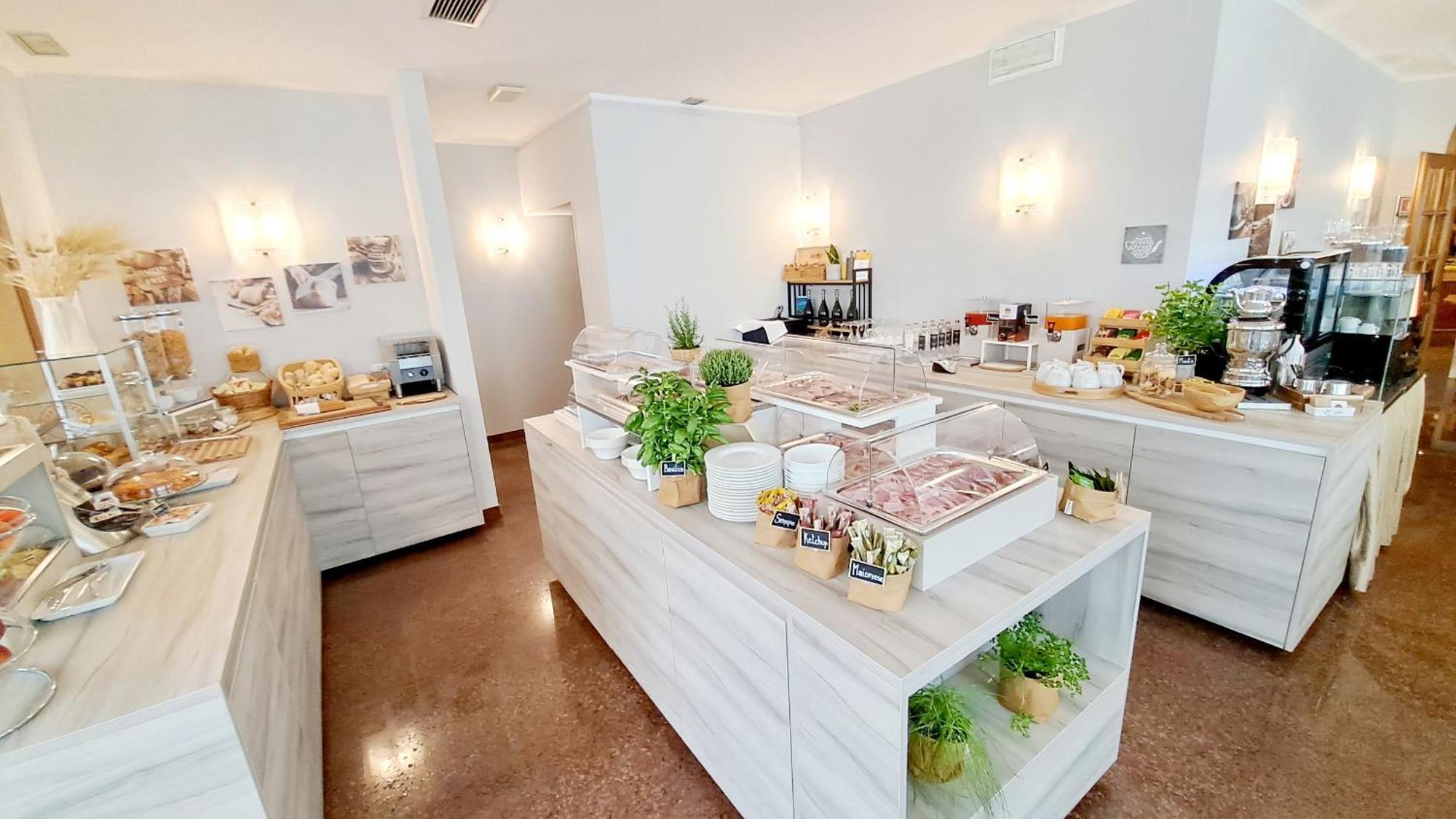 Hotel & Wellness Fra I Pini Lignano Sabbiadoro Luaran gambar
